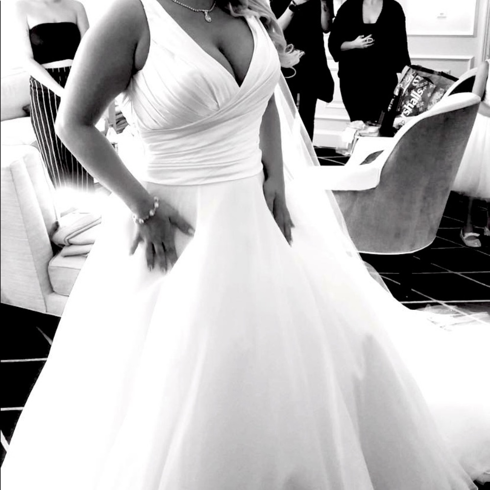 Only Wore Once In Perfect Condition Comes With Th… - image 3